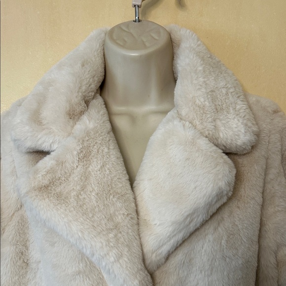 Jou Jou Soft Cream Faux Fur Teddy Jacket size S - Picture 3 of 12